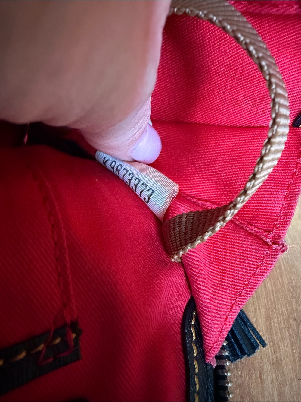 Dooney & Bourke Classic Tartan Plaid Bitsy Mini Domed Satchel Bag - Picture 2 of 12